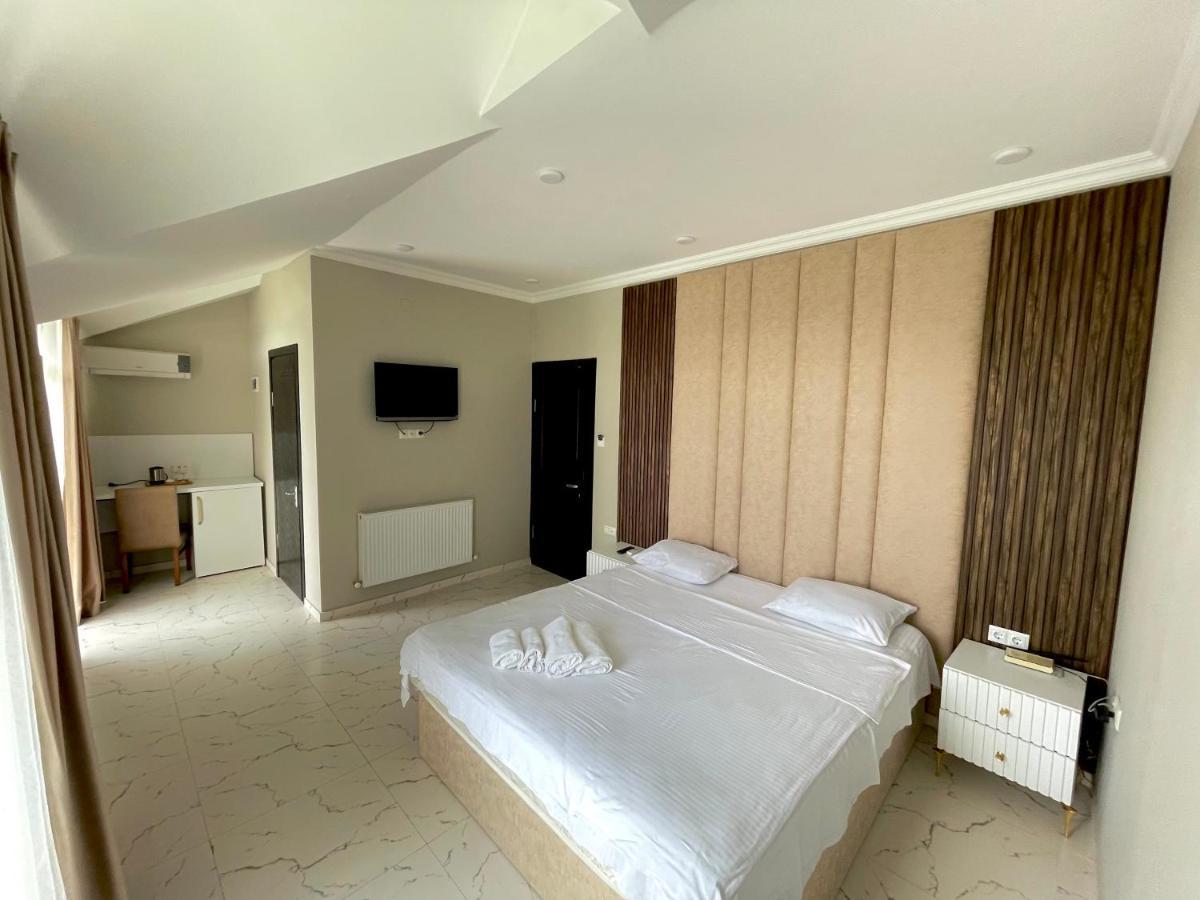 Four Seasons Hotel Батумі Екстер'єр фото